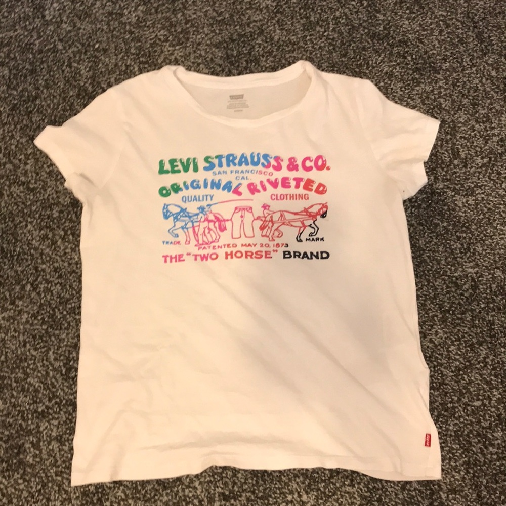 Live Strauss T-shirt